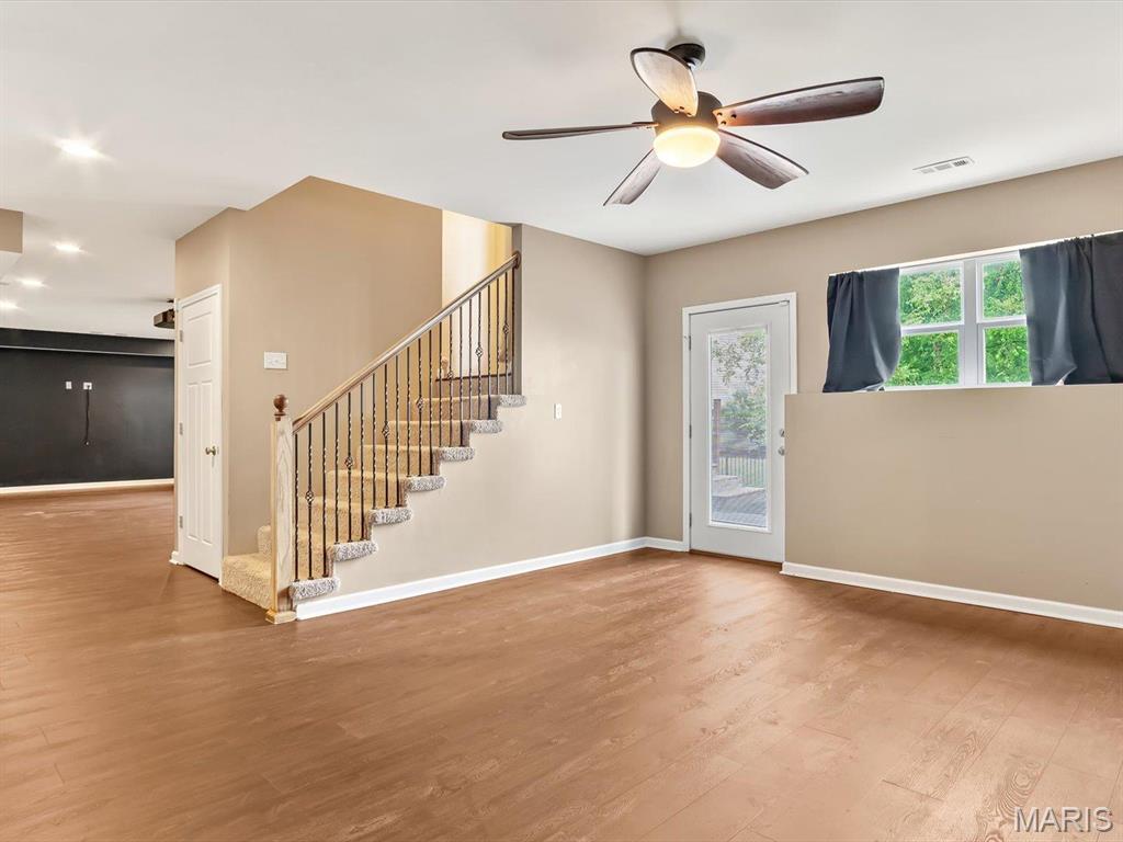 1200 Gregerson Ct Court