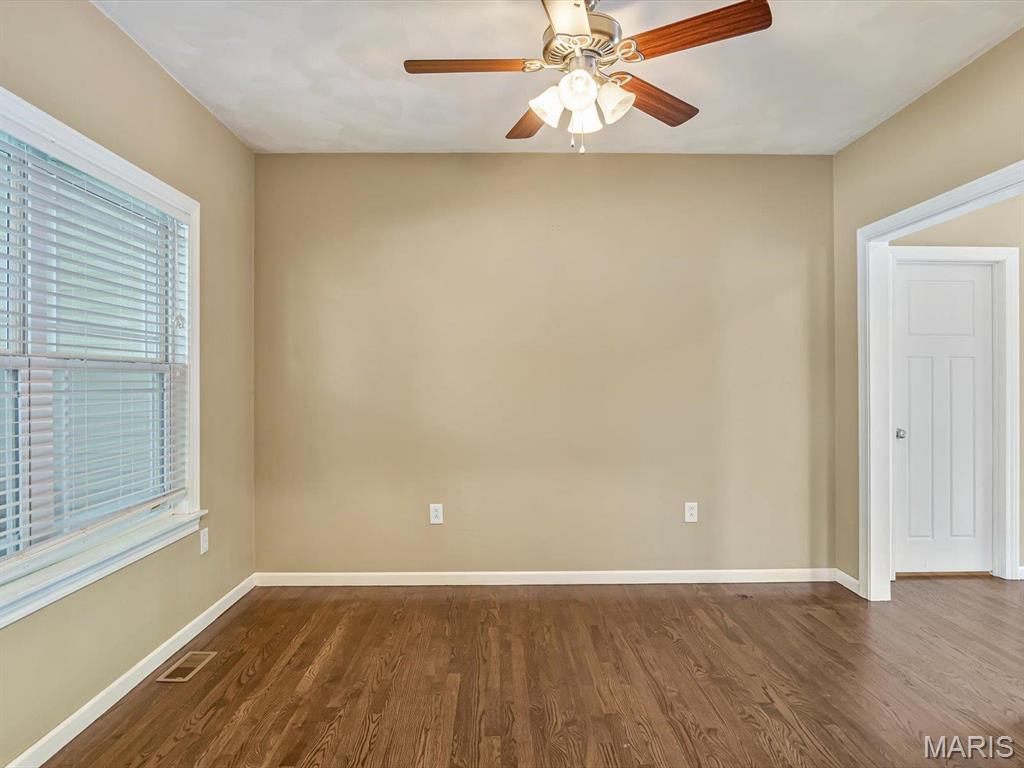 1200 Gregerson Ct Court