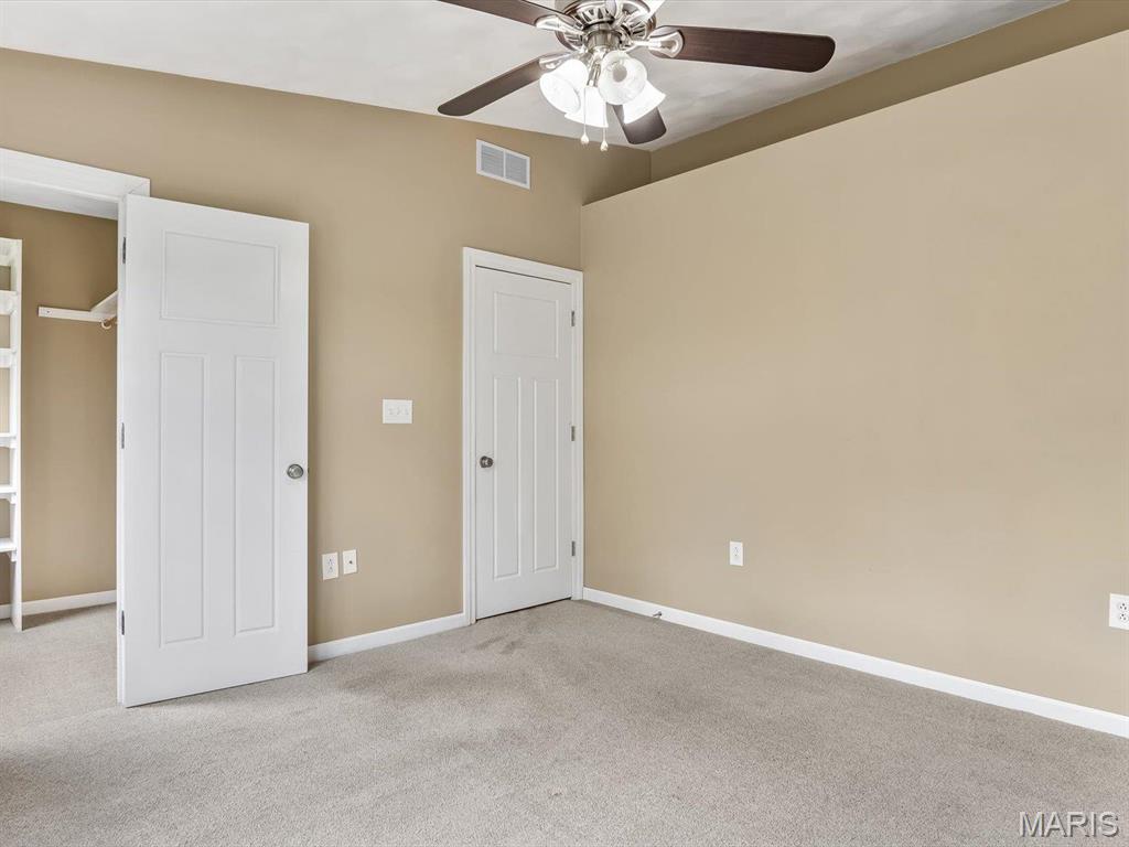 1200 Gregerson Ct Court