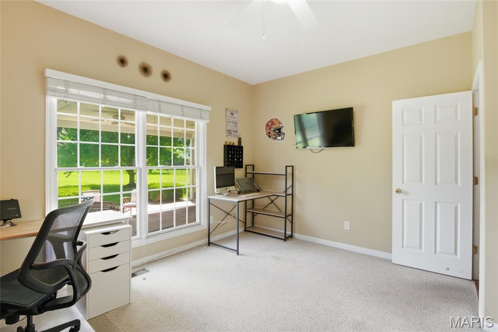 207 Knollhaven Trail