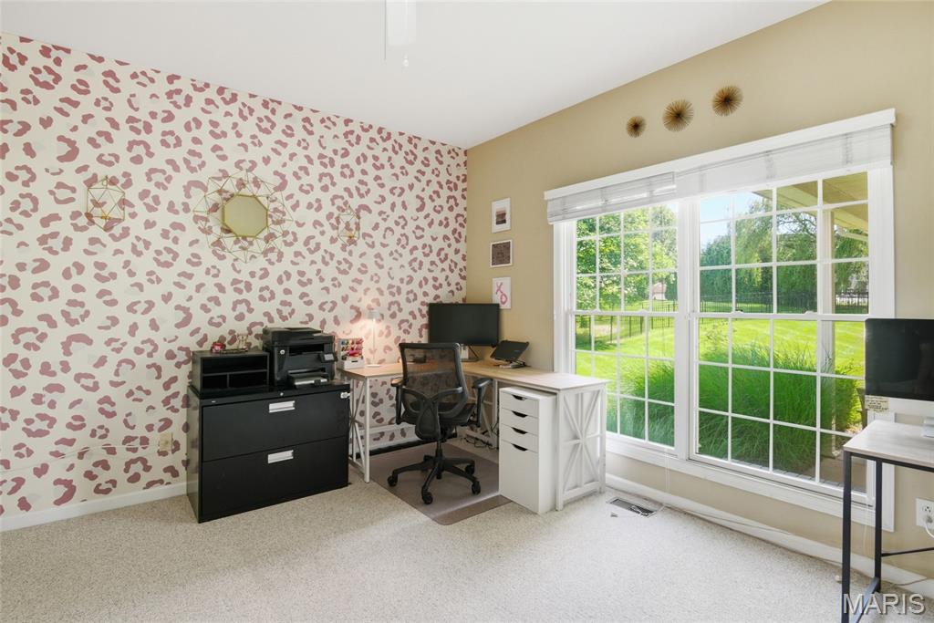 207 Knollhaven Trail