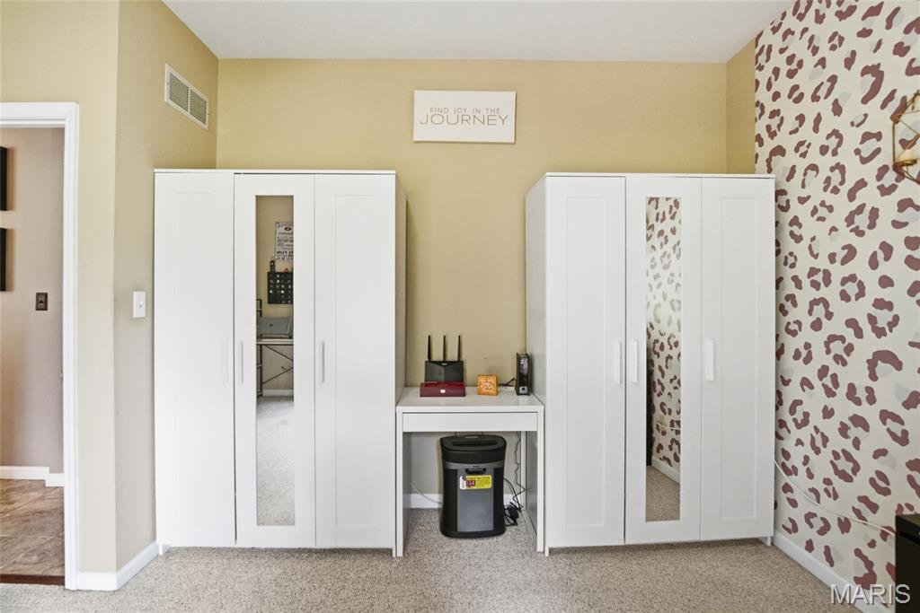 207 Knollhaven Trail