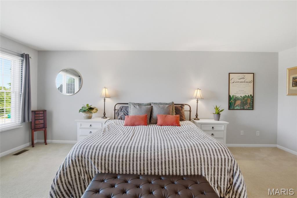 207 Knollhaven Trail