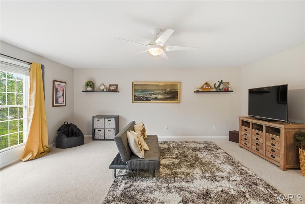 207 Knollhaven Trail