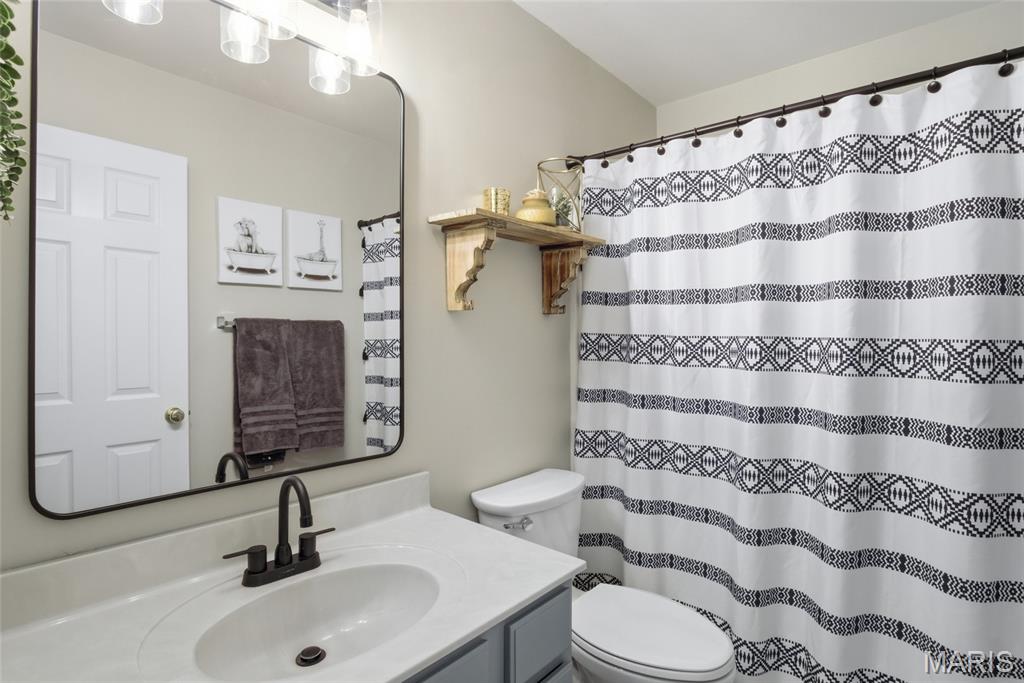 207 Knollhaven Trail