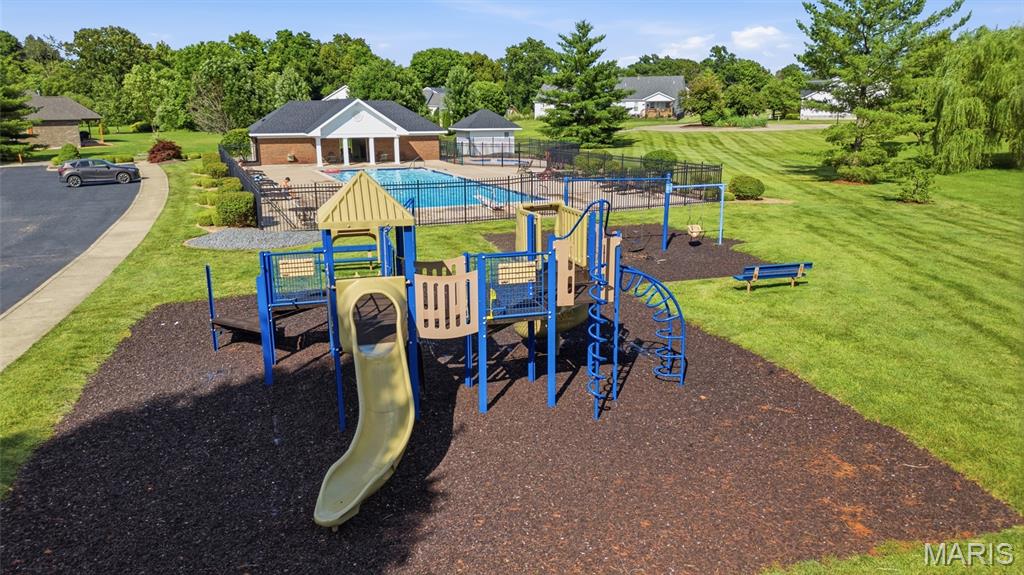 207 Knollhaven Trail