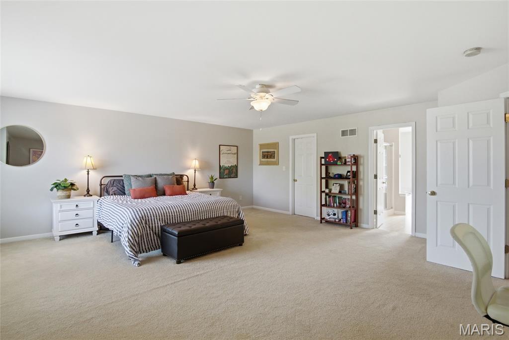207 Knollhaven Trail