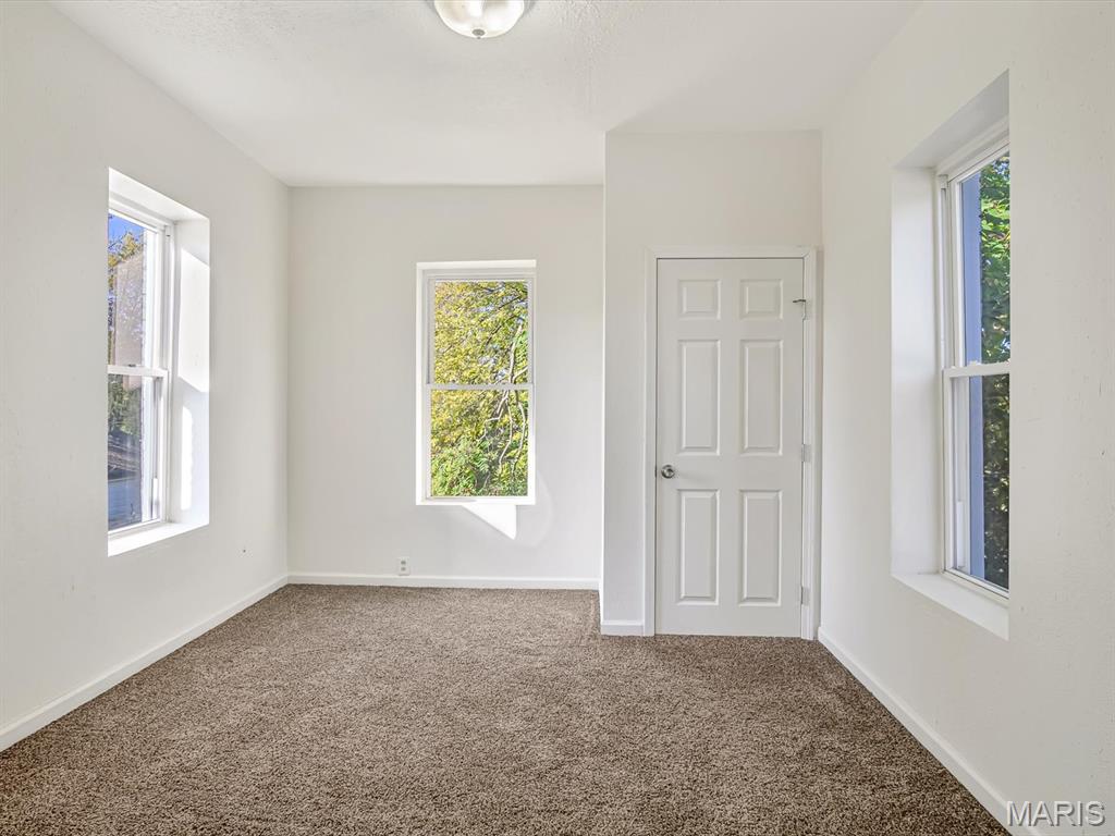 221 N 2nd Street