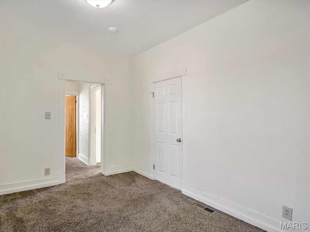 221 N 2nd Street