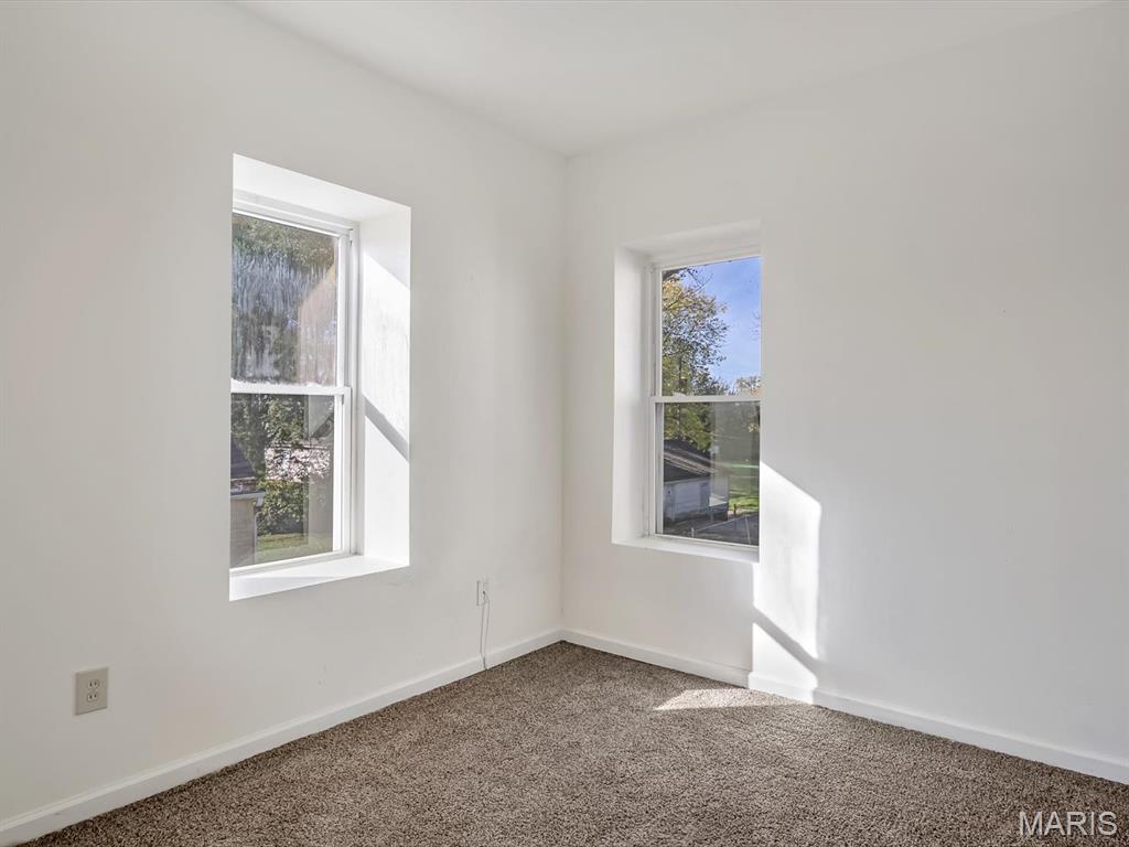 221 N 2nd Street