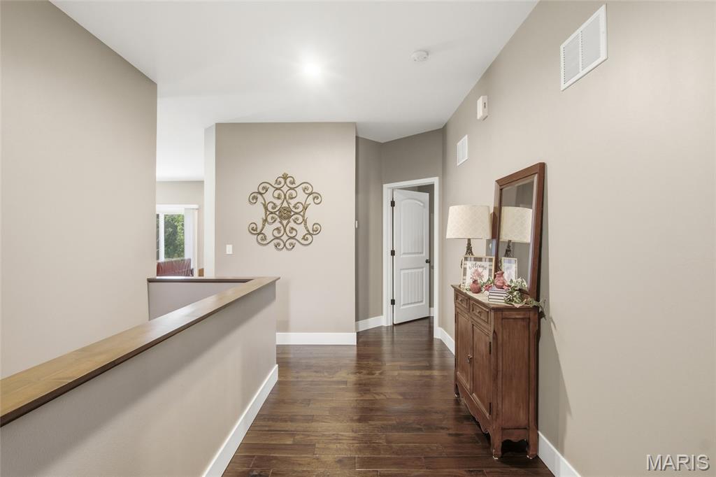 608 Willowbrook Way