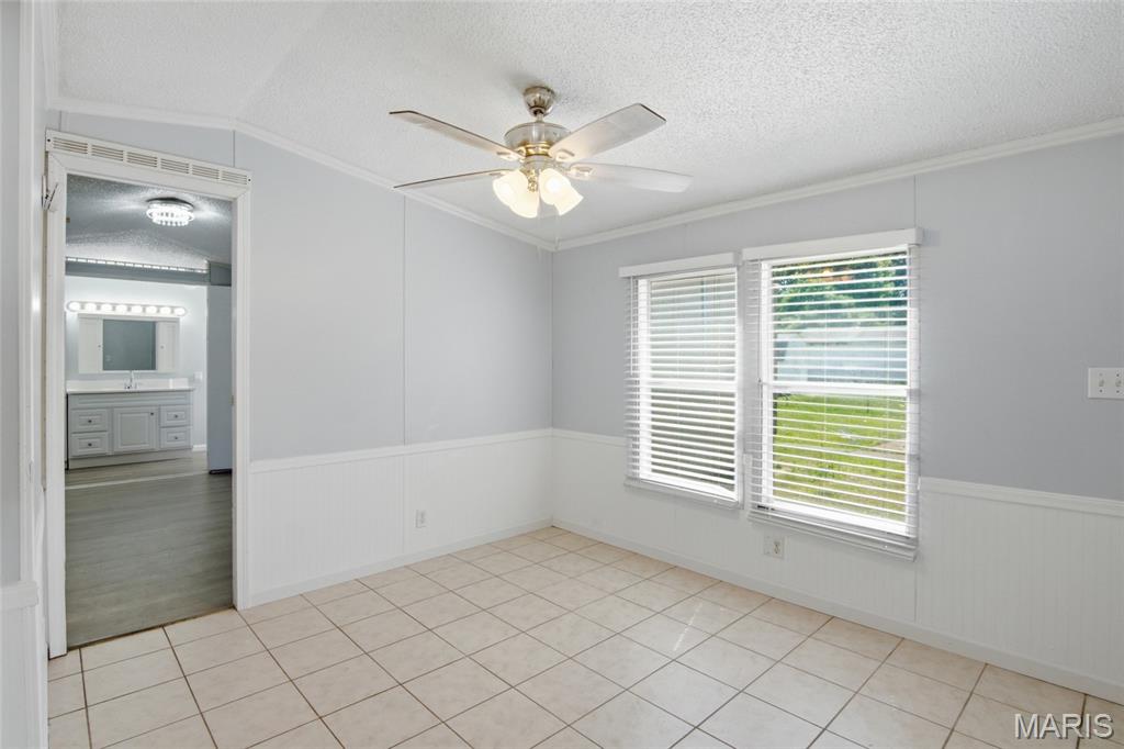1805 Creekview Drive