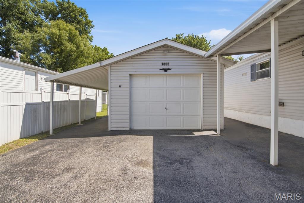 1805 Creekview Drive