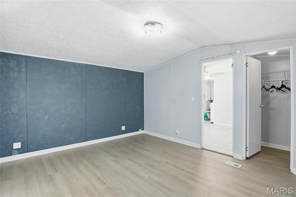 1805 Creekview Drive