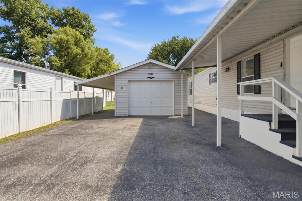 1805 Creekview Drive