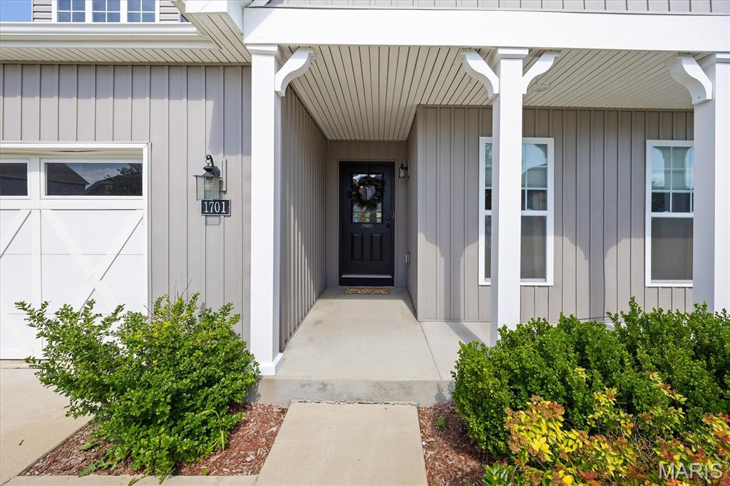 1701 Canopy Crest Circle