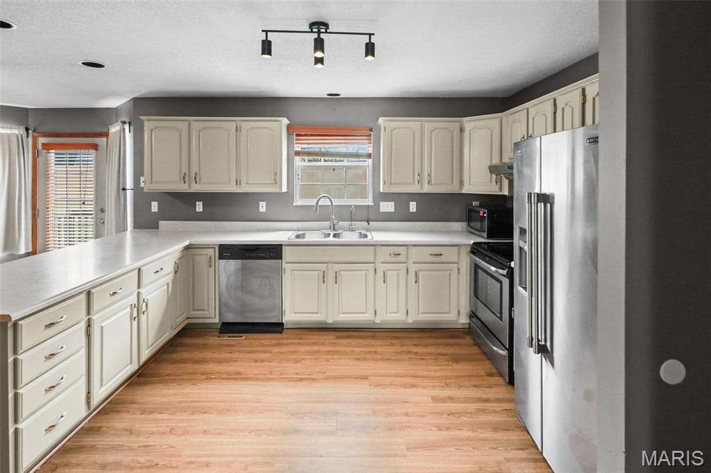 1112 Danzig Drive