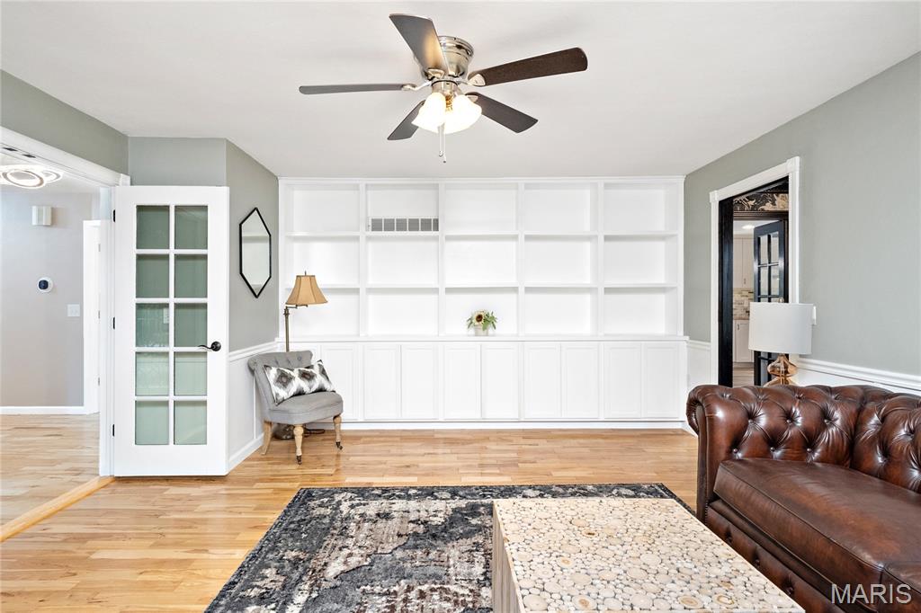 22 Sir Lawrence Drive