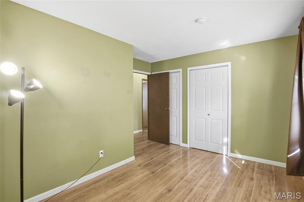 803 W Nixon Drive
