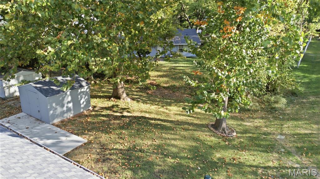 803 W Nixon Drive