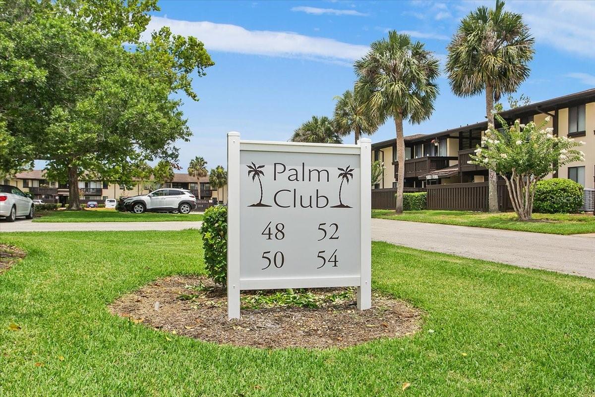 54 CLUB HOUSE DR #107