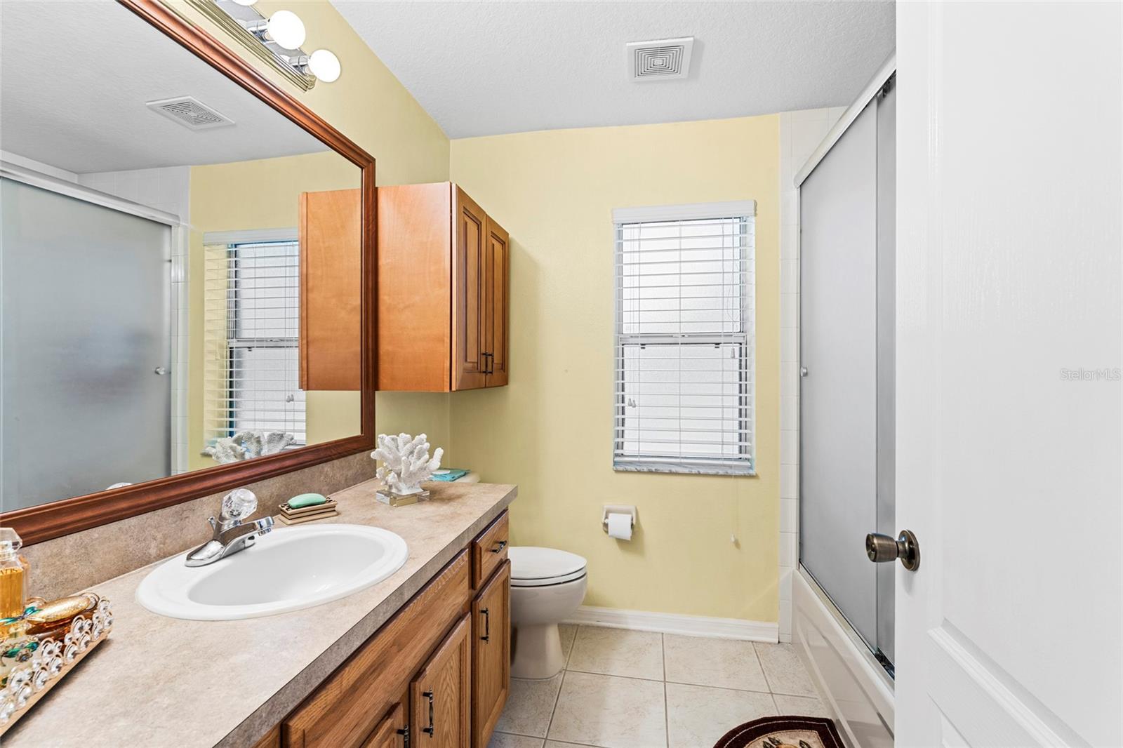 3 SEA BOARD CT