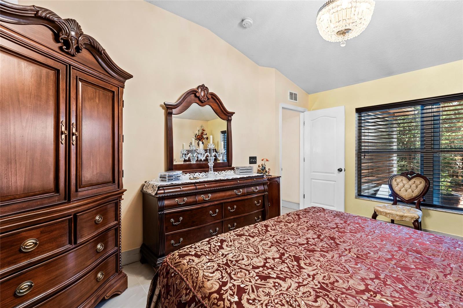 3 SEA BOARD CT