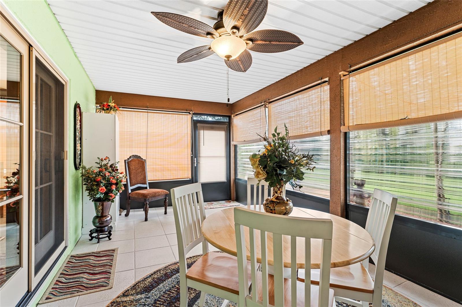 3 SEA BOARD CT