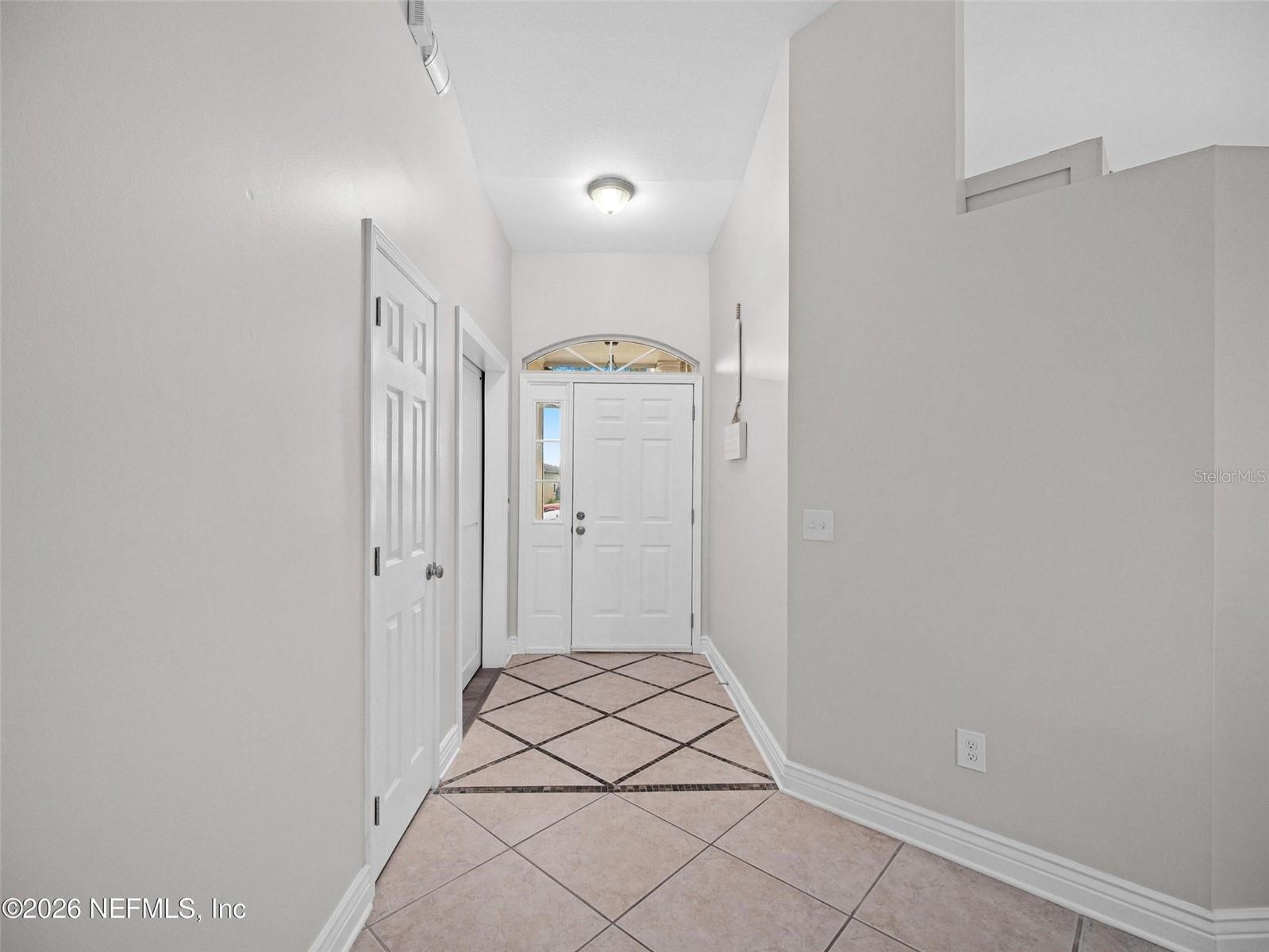1202 DORWINION DR