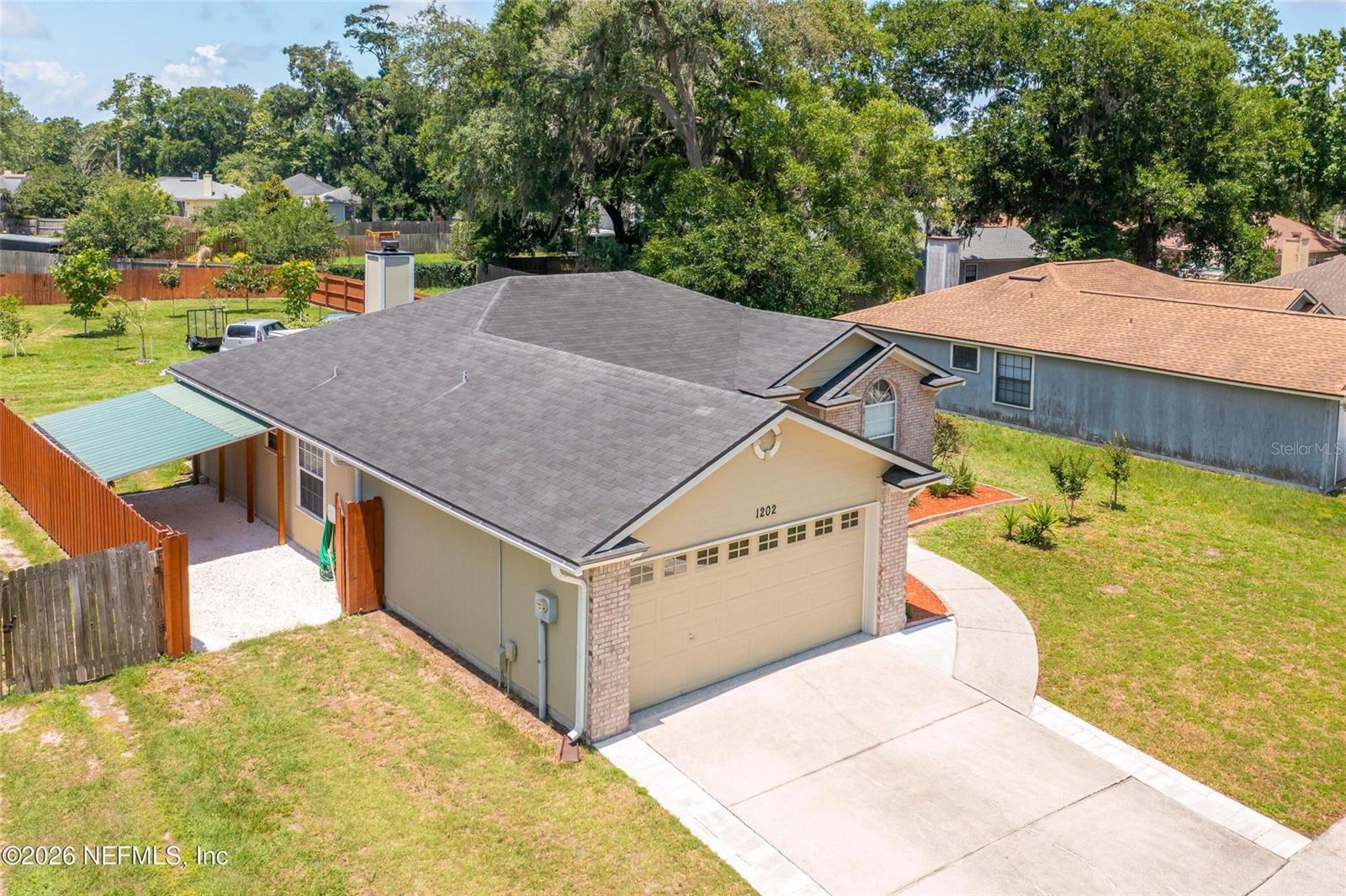 1202 DORWINION DR