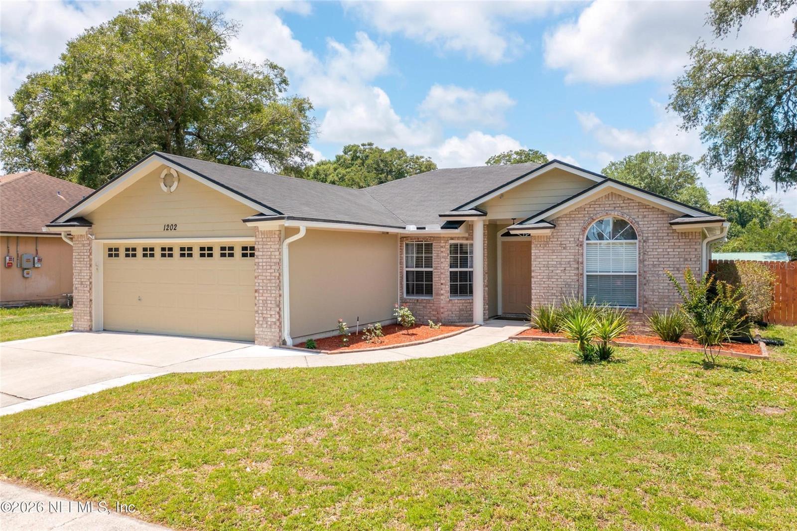 1202 DORWINION DR