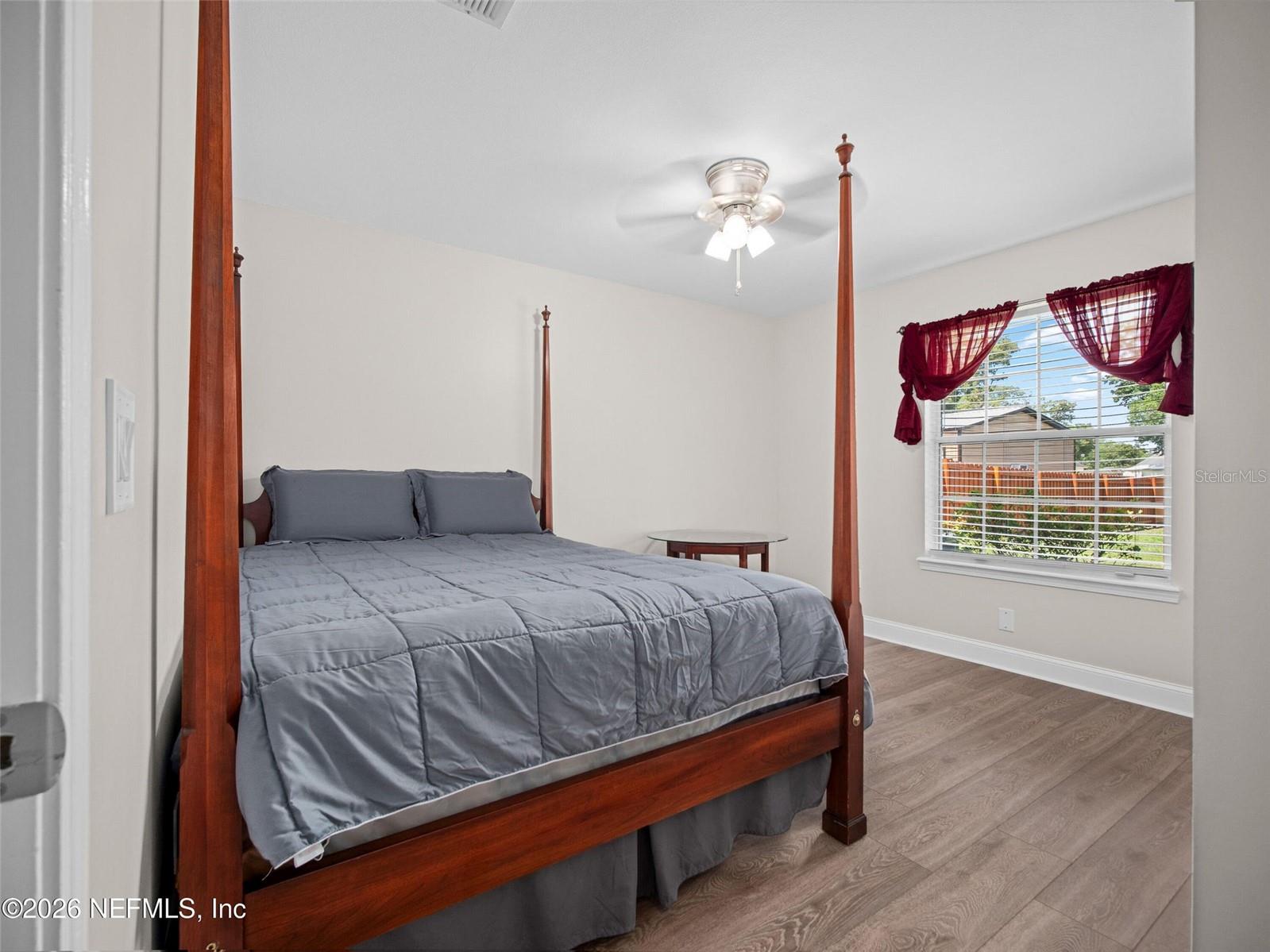 1202 DORWINION DR