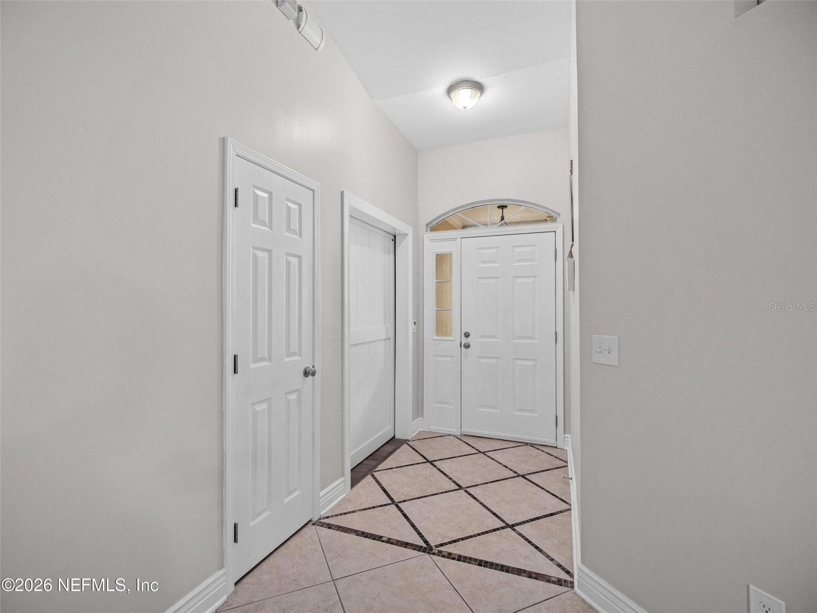 1202 DORWINION DR