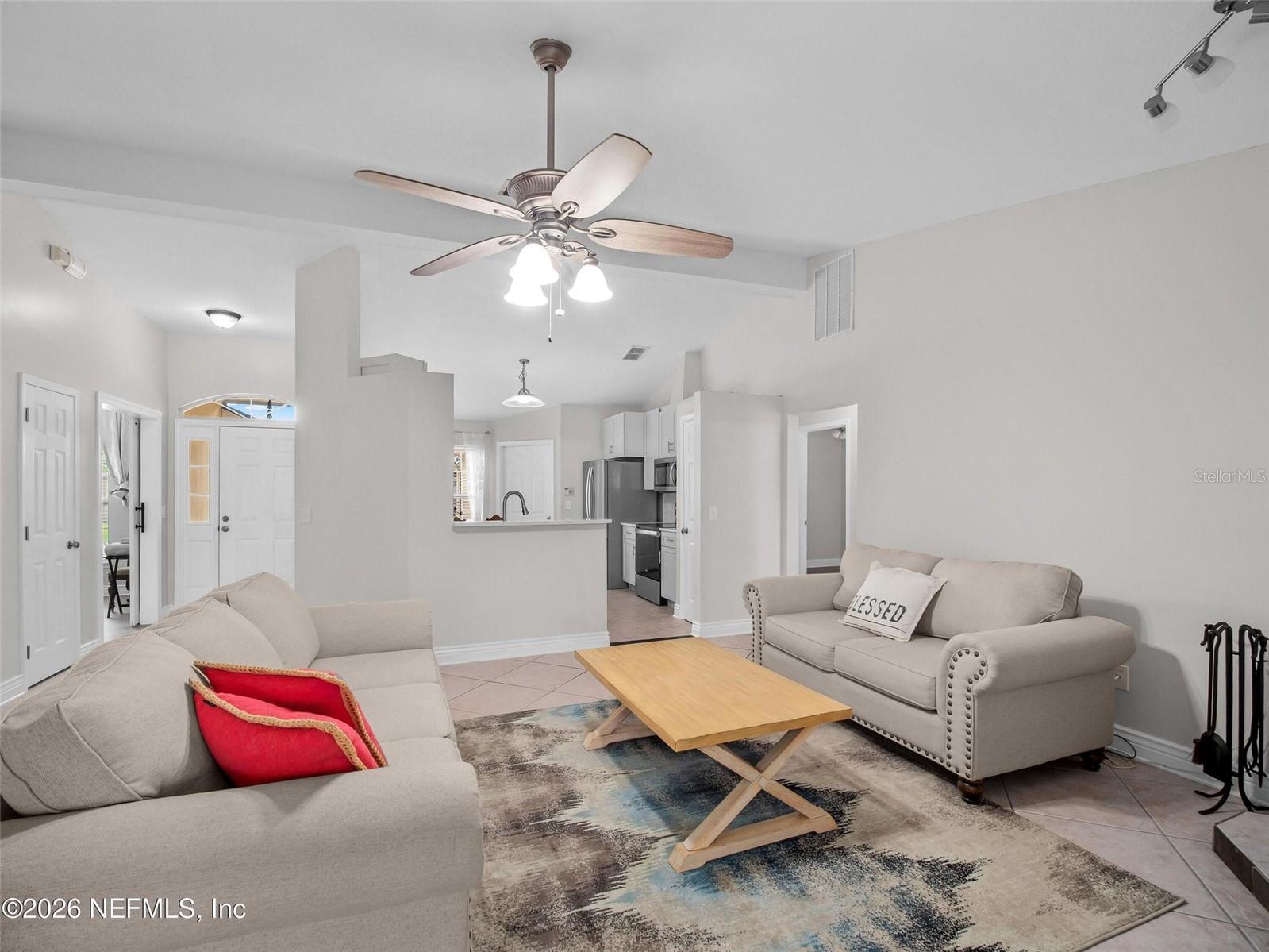 1202 DORWINION DR