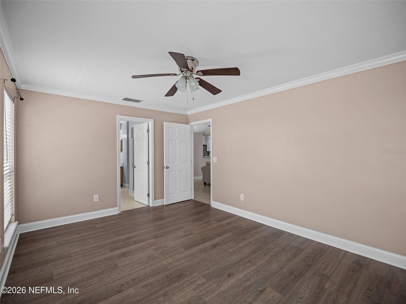 1202 DORWINION DR