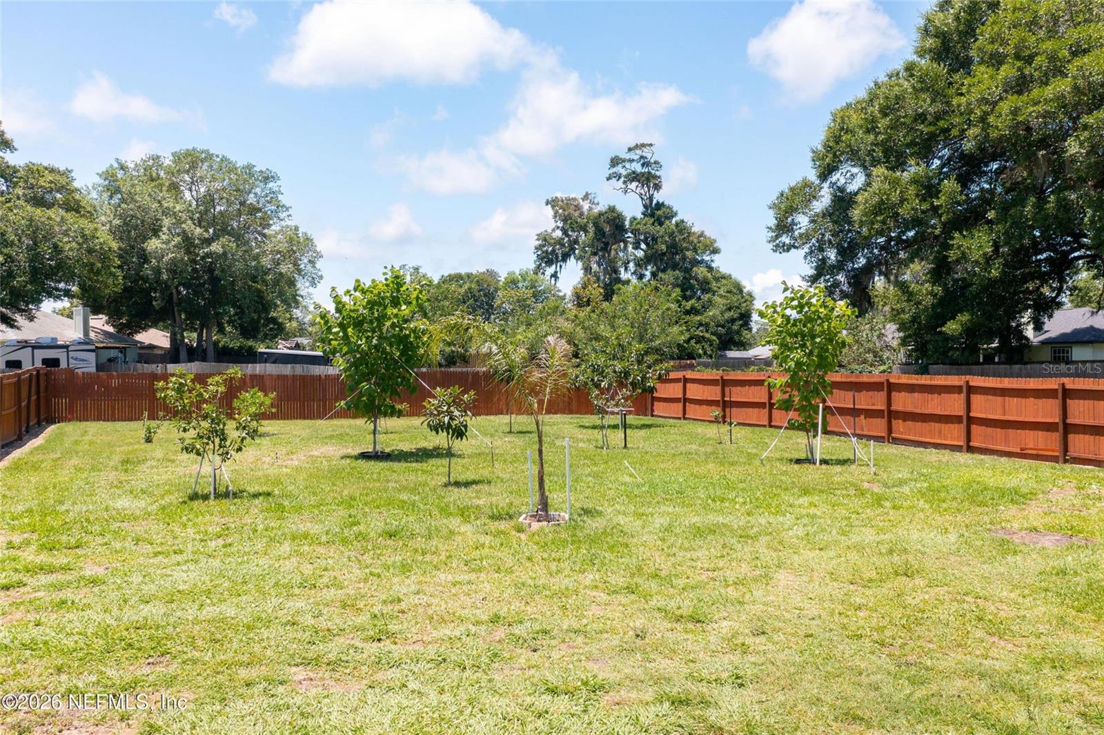 1202 DORWINION DR