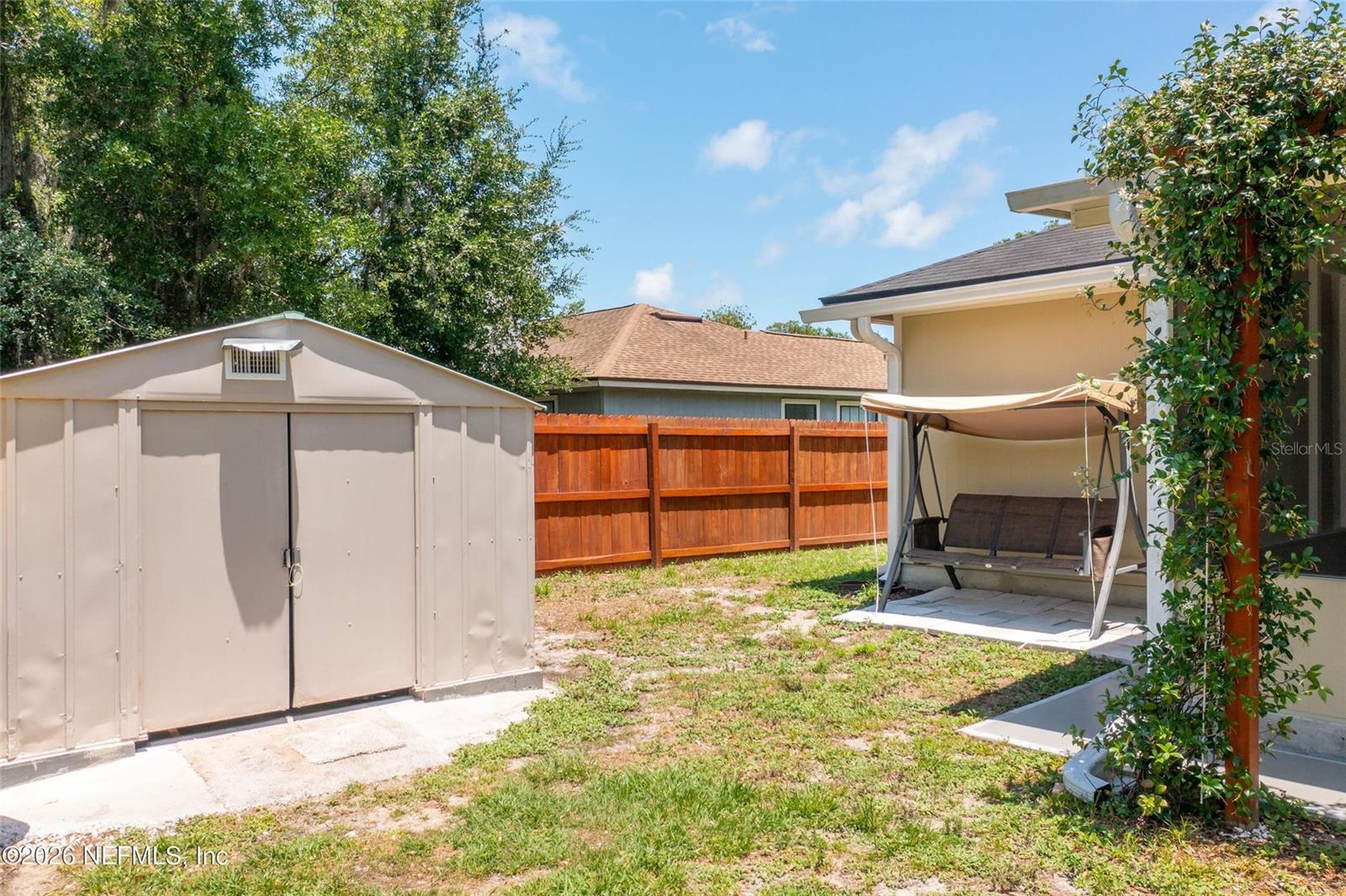 1202 DORWINION DR