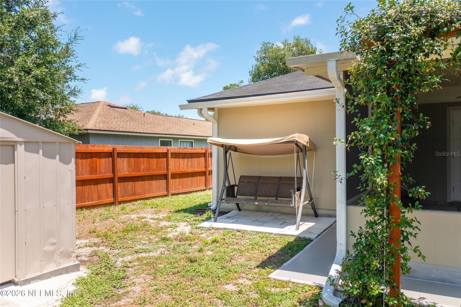 1202 DORWINION DR
