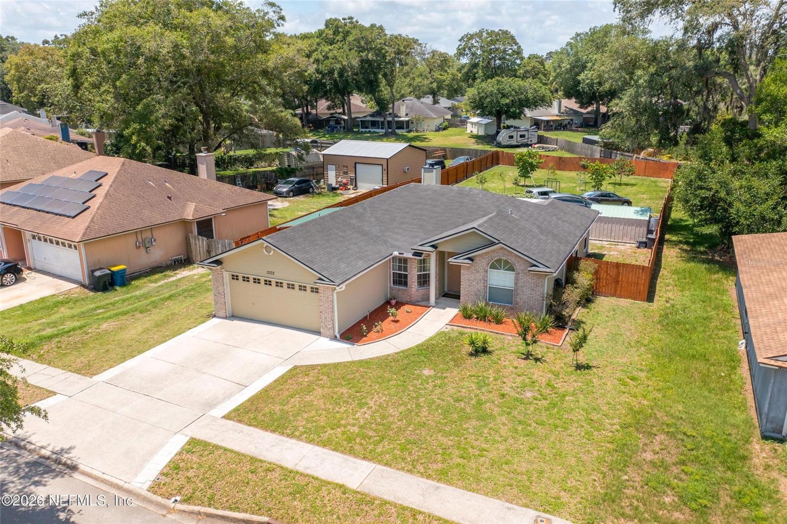 1202 DORWINION DR