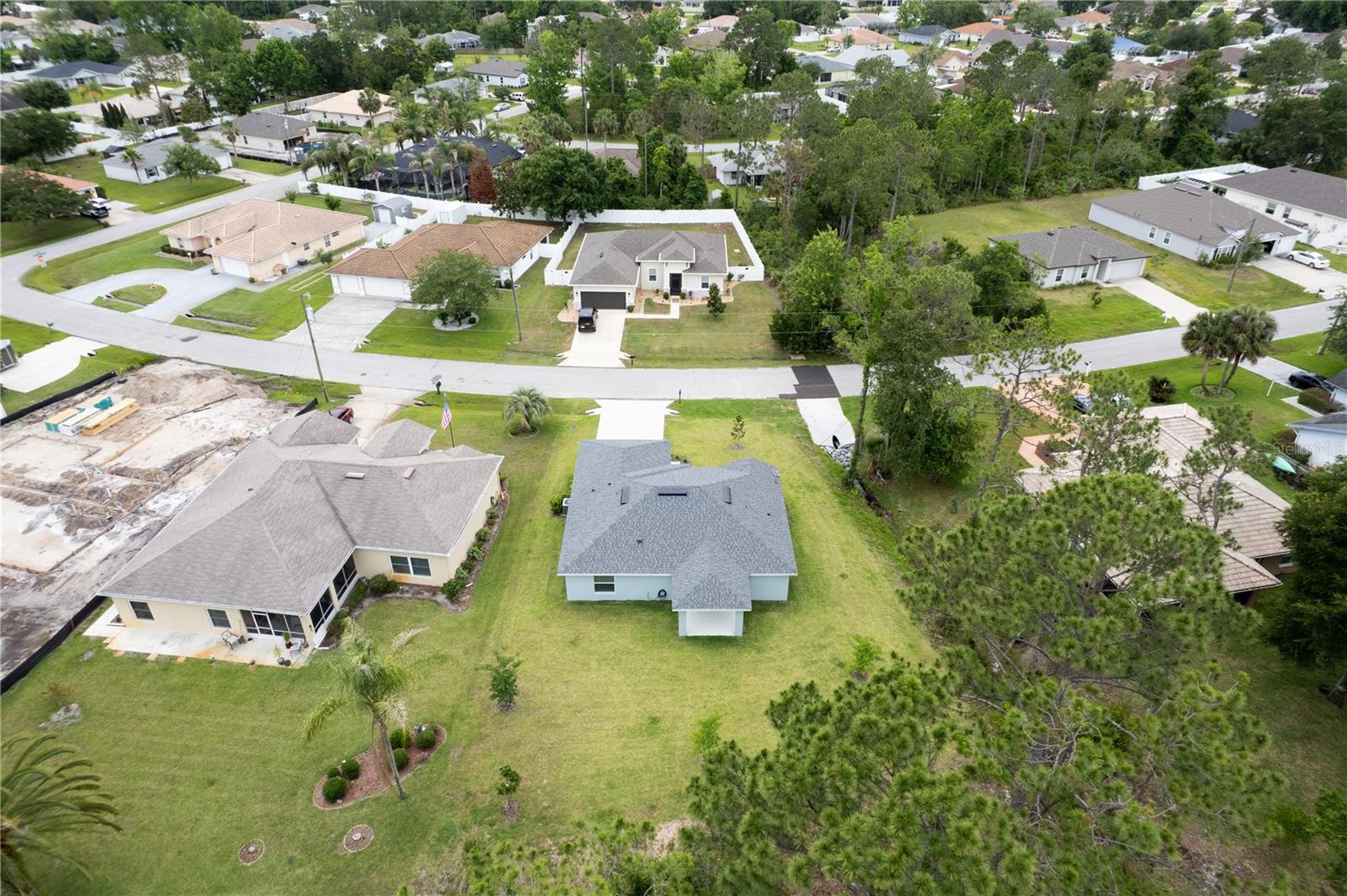 63 PRESIDENT LN