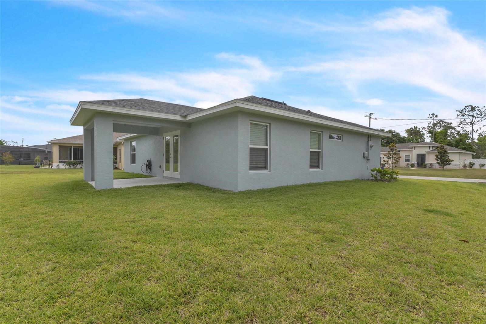 63 PRESIDENT LN