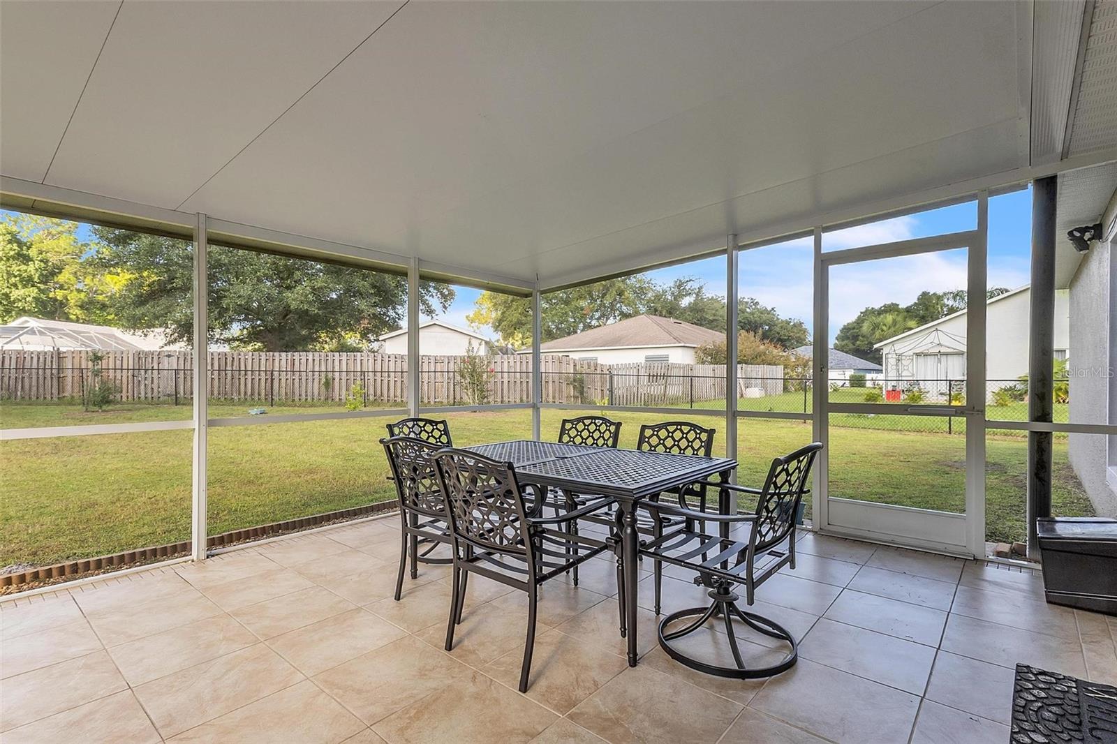 159 PERSIMMON DR