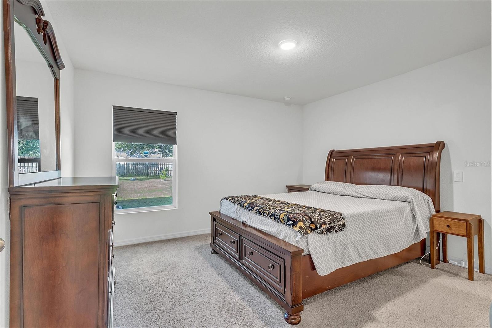 159 PERSIMMON DR