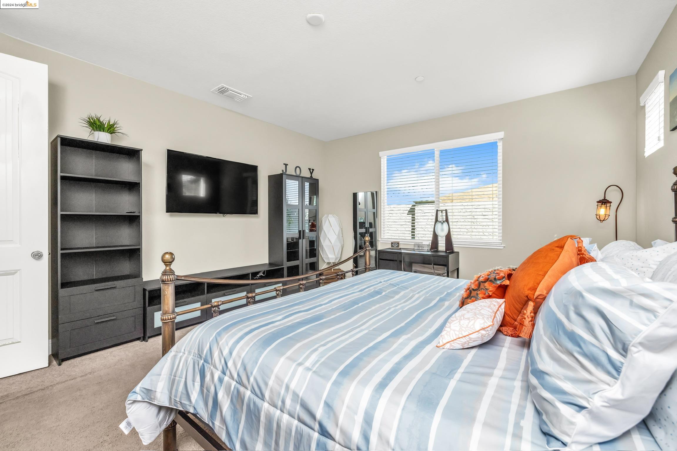 1305 Villa Terrace Dr