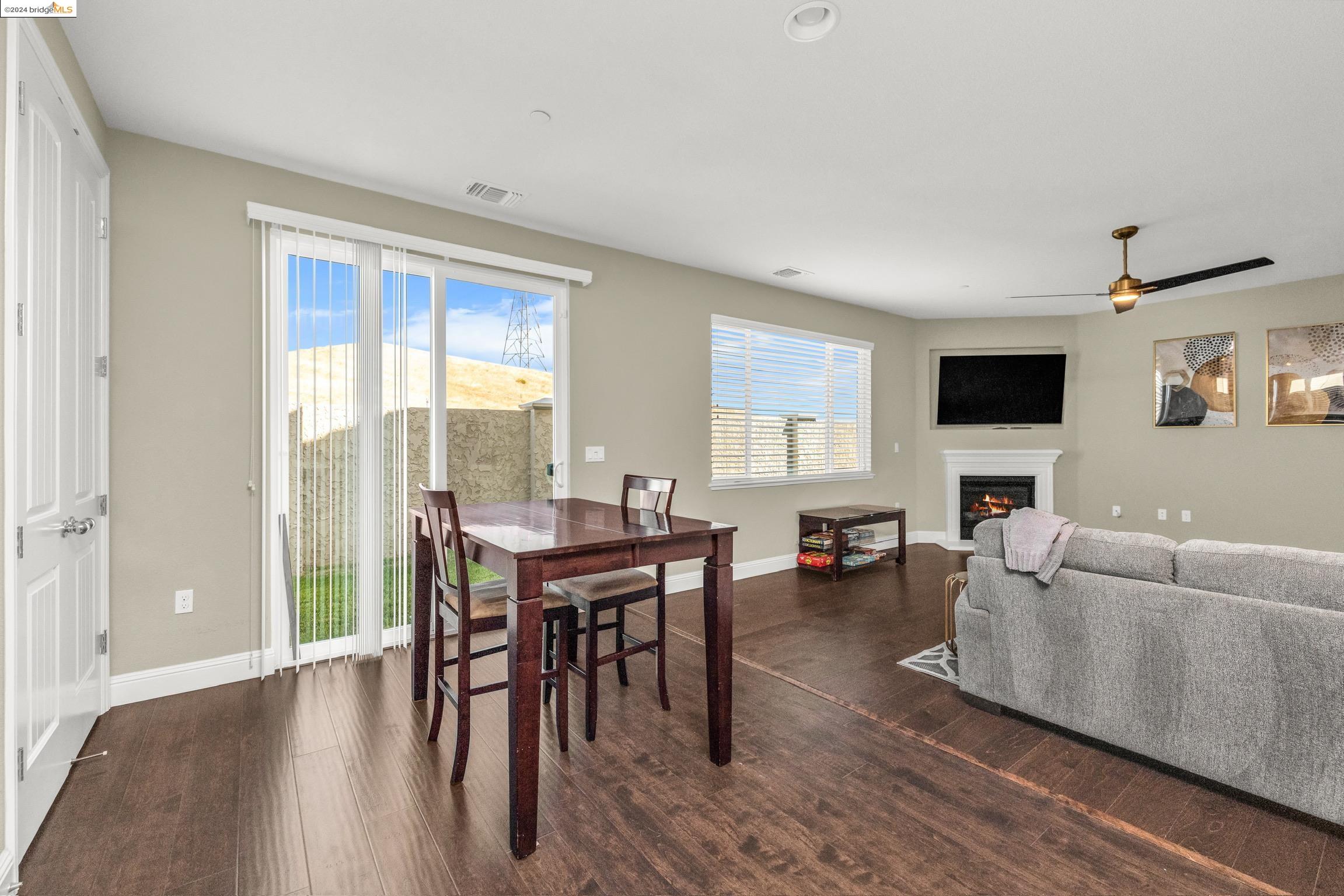 1305 Villa Terrace Dr