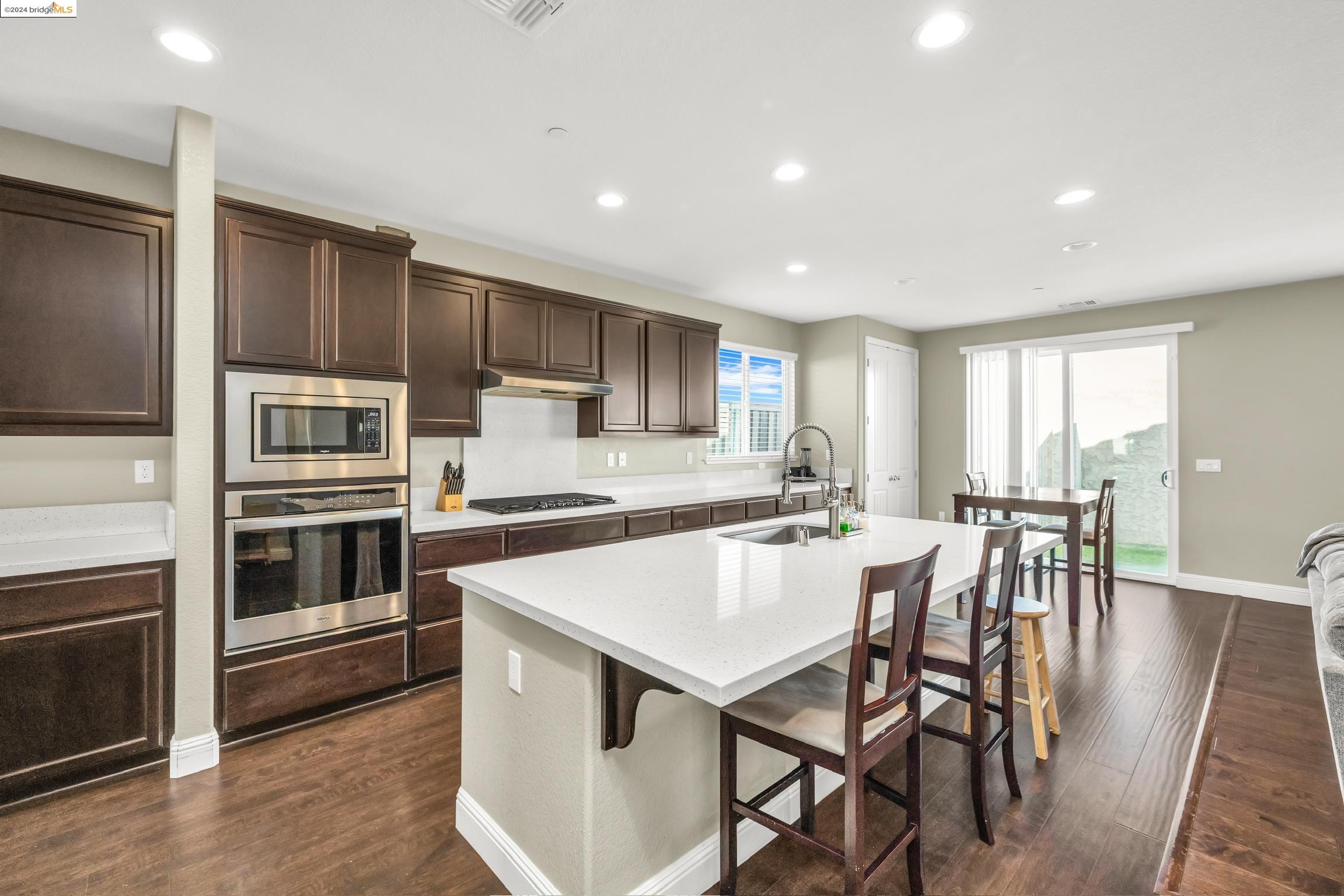 1305 Villa Terrace Dr
