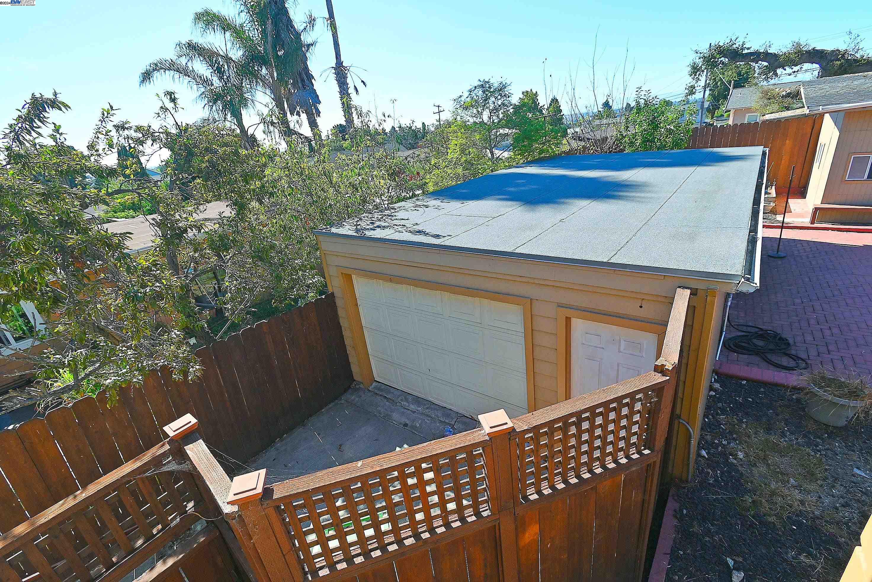 3907 Aqua Vista St