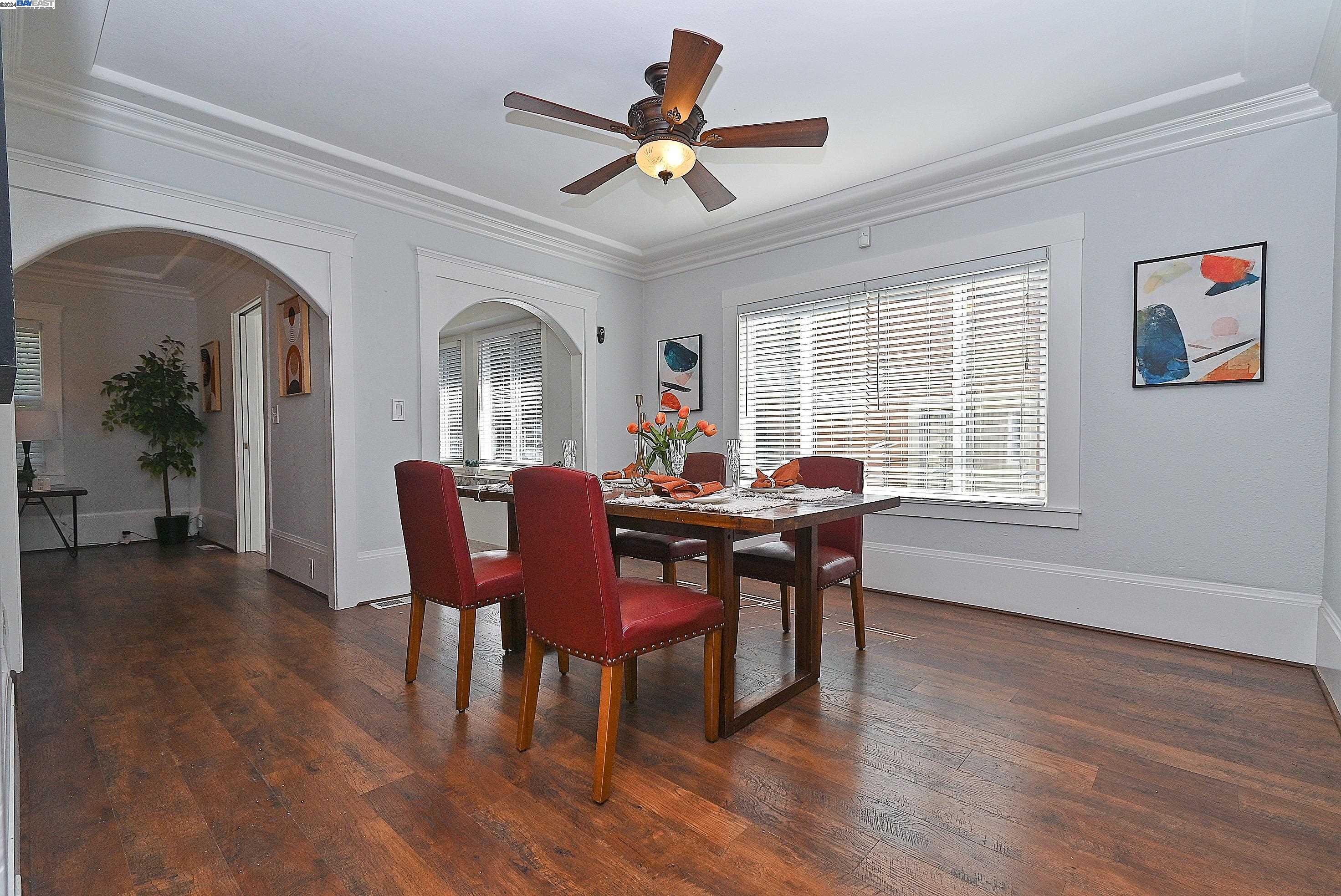 3907 Aqua Vista St