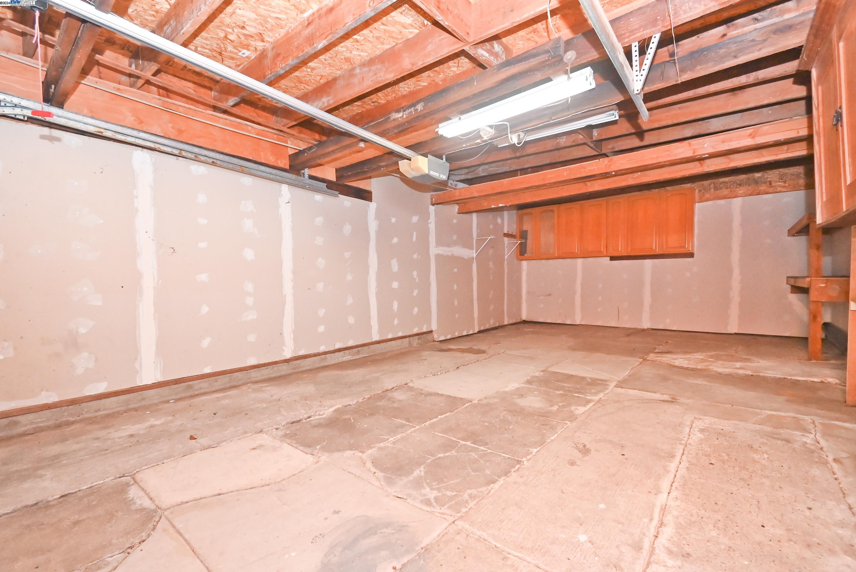 3907 Aqua Vista St