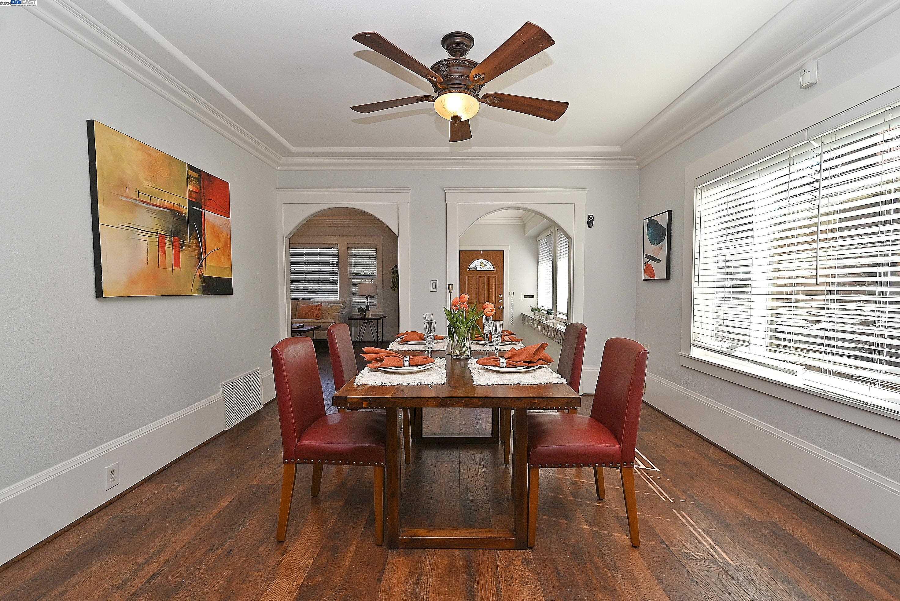 3907 Aqua Vista St